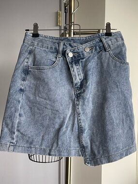 Light Wash Denim Mini Skirt - Blue